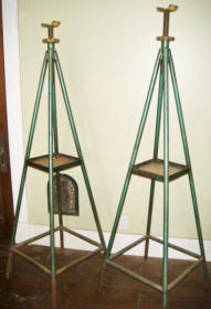 Weaver Jack Stand WI-116 Style from the 1940's